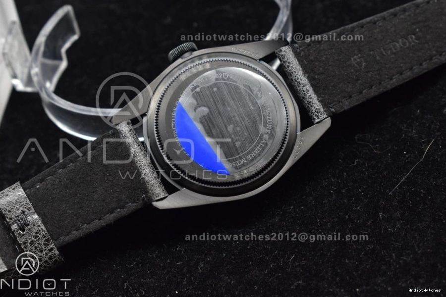 Best Leather A2824 on Heritage ZF Black Dark V Edition Strap Bezel Bay DLC ComfortFit Distressed 425 1:1 Black 0203